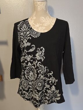 St. John's Bay Black Long-Sleeve Scoop Neck Top with Silver Floral Print
